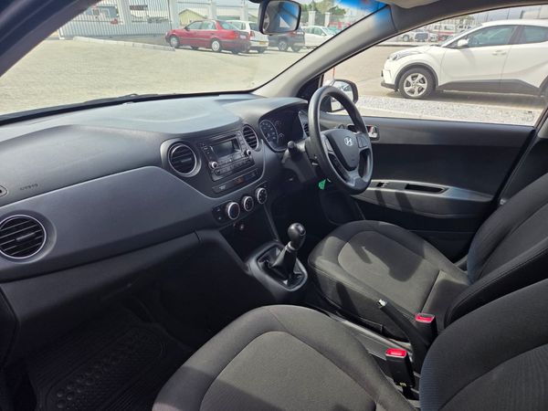 2020-Hyundai-Grand-i10-10-Motion image:5