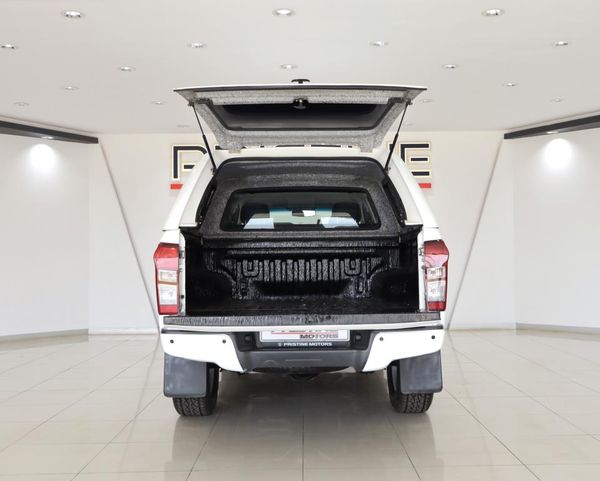 2023-Isuzu-D-Max-250-HO-Hi-Rider-Double-Cab image:9