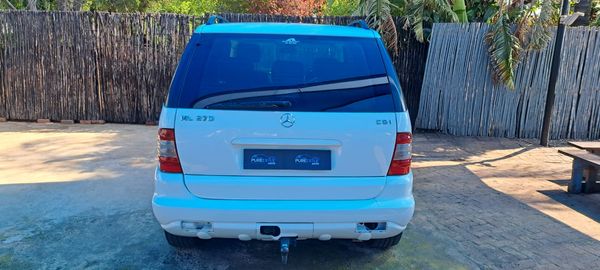 2002-Mercedes-Benz-ML-270-CDI image:9