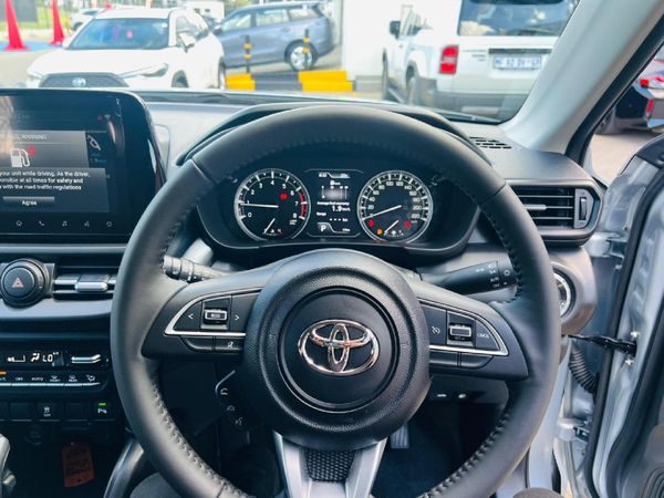 2026-Toyota-Urban-Cruiser-15-XR-Auto image:6