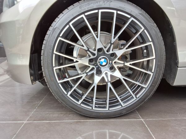 2017-BMW-1-Series-118i-5-dr-M-Sport image:6