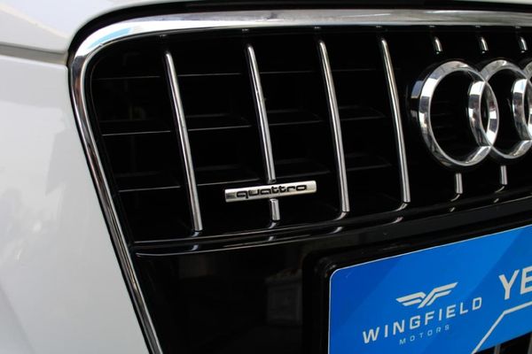 2014-Audi-Q7-30-TDI-quattro-Auto image:7