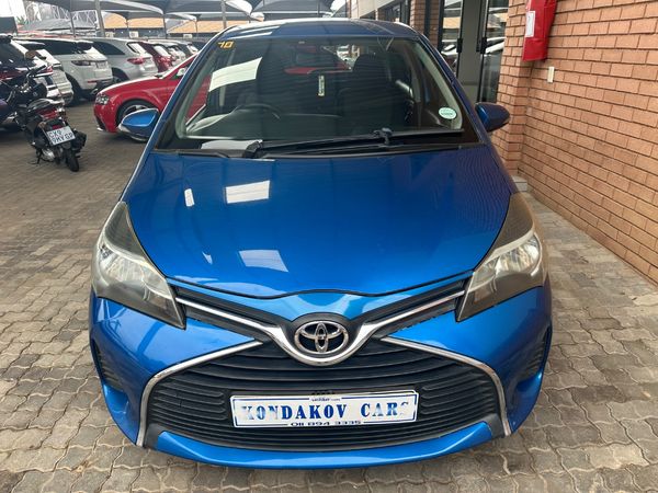 2015-Toyota-Yaris-13-5-dr image:4