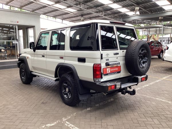 2024-Toyota-Land-Cruiser-76-28GD-6-Station-Wagon-LX image:20