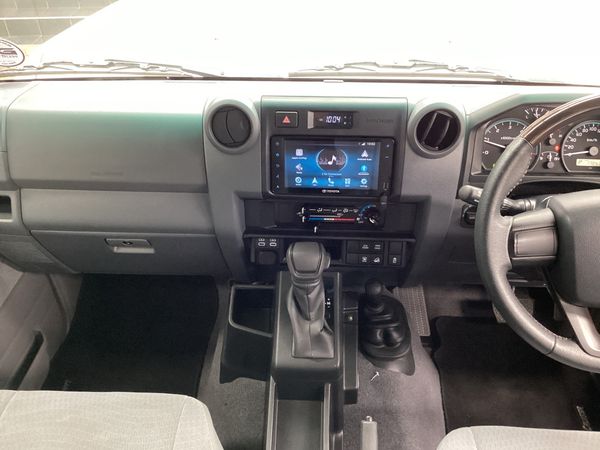 2024-Toyota-Land-Cruiser-76-28GD-6-Station-Wagon-LX image:7