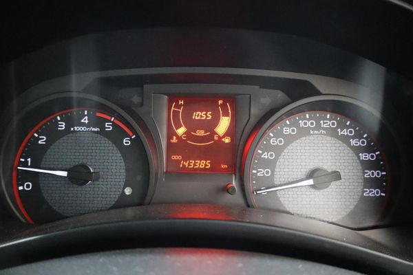 2020-Isuzu-D-Max-250-fleetside image:3