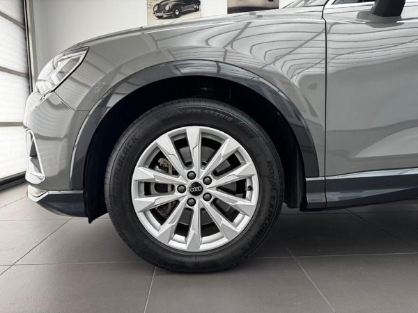 2022-Audi-Q3-20-TFSI-quattro-Auto-Advanced-40-TFSI image:2