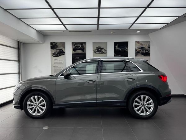 2022-Audi-Q3-20-TFSI-quattro-Auto-Advanced-40-TFSI image:3