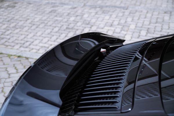 2018-Porsche-911-Carrera-Auto image:19