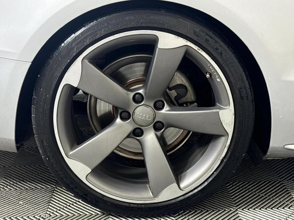 2016-Audi-A5-Coupe-20-TFSI-quattro-Auto-165kW image:4