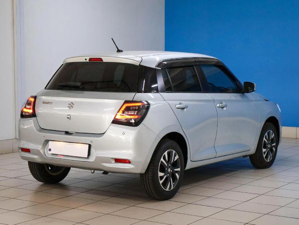 2025-Suzuki-Swift-12-GLX-Auto image:8