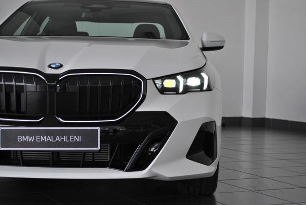 2025-BMW-5-Series-520d-M-Sport-Pro image:9