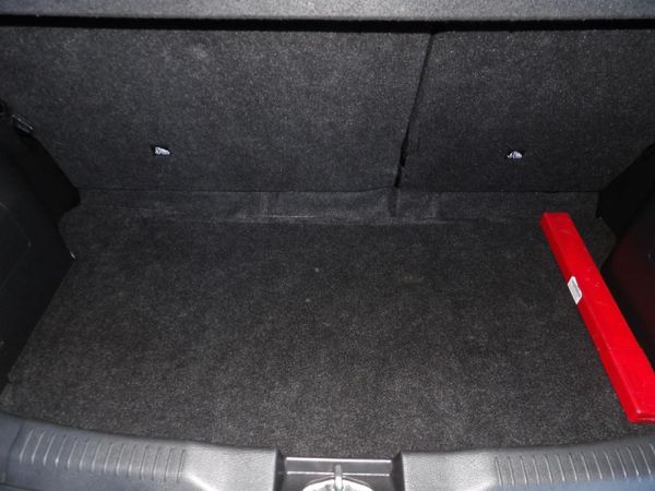 2024-Suzuki-Ignis-12-GLX-Auto image:17