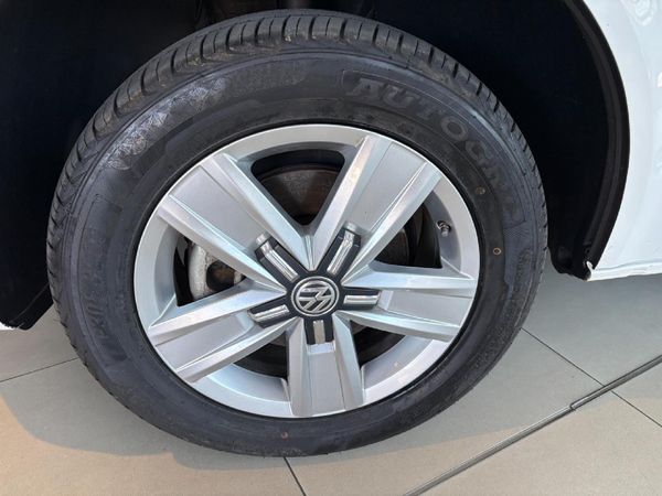 2023-Volkswagen-Kombi-20-TDI-Auto-103kW-Trendline image:10