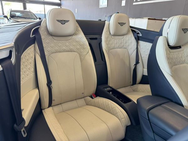 2020-Bentley-Continental-GT-Speed-W12-Convertible image:15