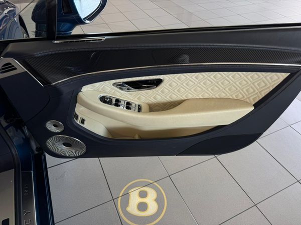 2020-Bentley-Continental-GT-Speed-W12-Convertible image:7