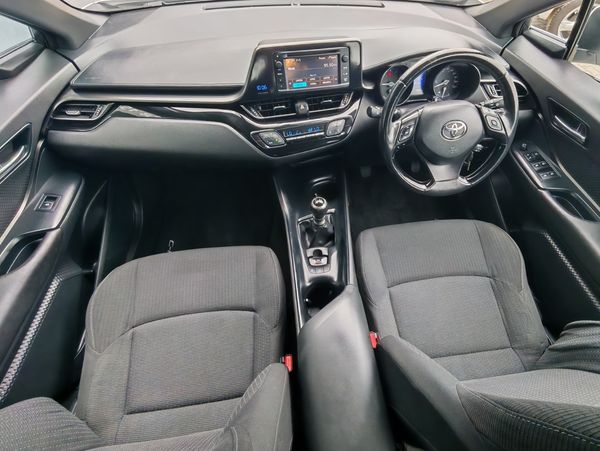 2017-Toyota-C-HR-12T-Plus image:5