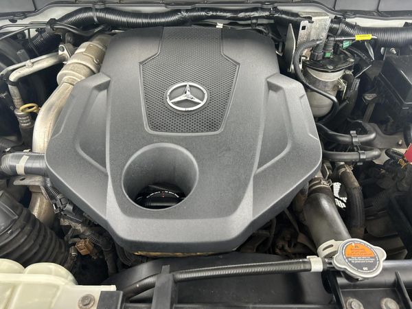 2020-Mercedes-Benz-X-Class-X250d-4x4-Power image:13