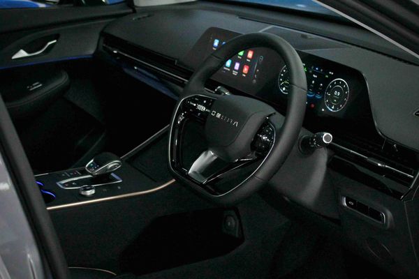 2026-Omoda-C5-15T-Elegance-X image:9