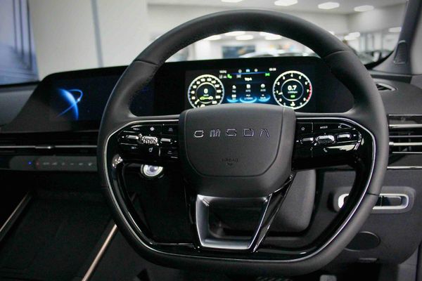 2026-Omoda-C5-15T-Elegance-X image:11