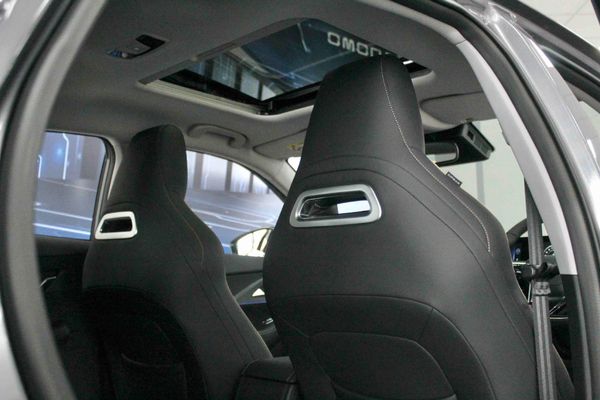 2026-Omoda-C5-15T-Elegance-X image:16