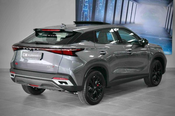 2026-Omoda-C5-15T-Elegance-X image:1