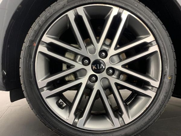 2021-Kia-Rio-14-EX-5-dr image:9