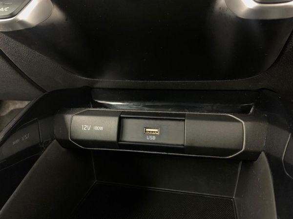 2021-Kia-Rio-14-EX-5-dr image:12