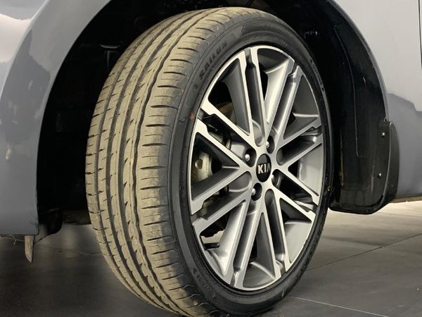 2021-Kia-Rio-14-EX-5-dr image:15
