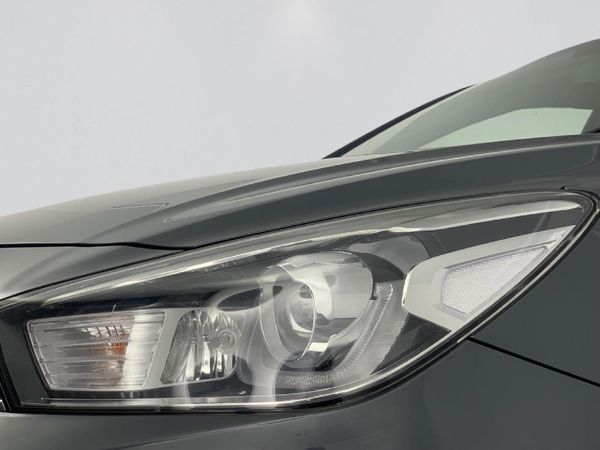 2021-Kia-Rio-14-EX-5-dr image:2