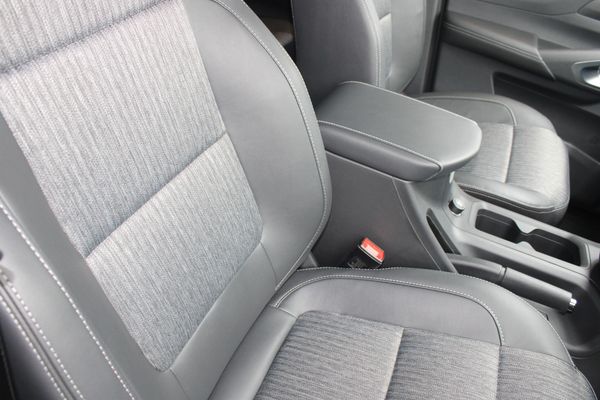 2026-Peugeot-Landtrek-19D-Allure-Double-Cab-Auto image:6