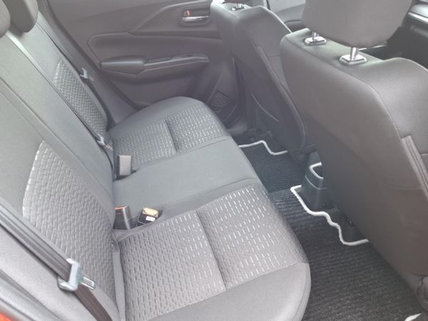 2026-Suzuki-Swift-12-GL-Auto image:9