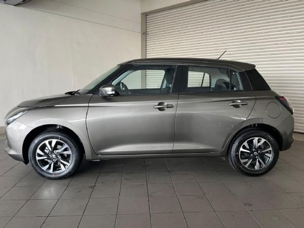 2026-Suzuki-Swift-12-GLX image:1