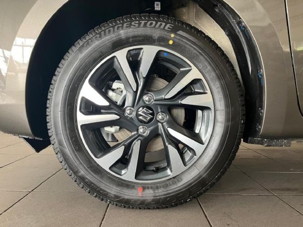 2026-Suzuki-Swift-12-GLX image:5