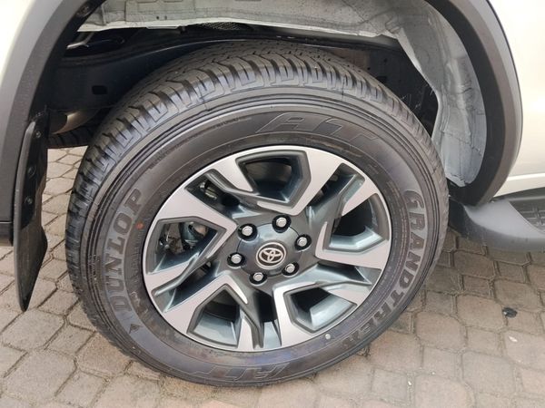 2026-Toyota-Fortuner-28-GD-4X4-AT-MHEV image:9