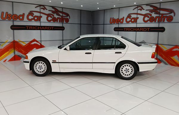 1996-BMW-3-Series-318is image:1