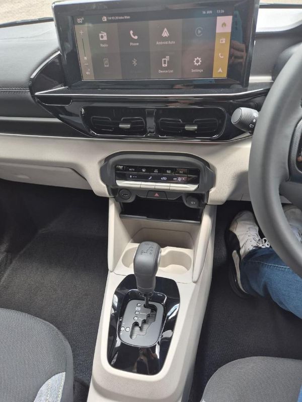 2026-Citroen-C3-Aircross-Max-12T-Auto image:8