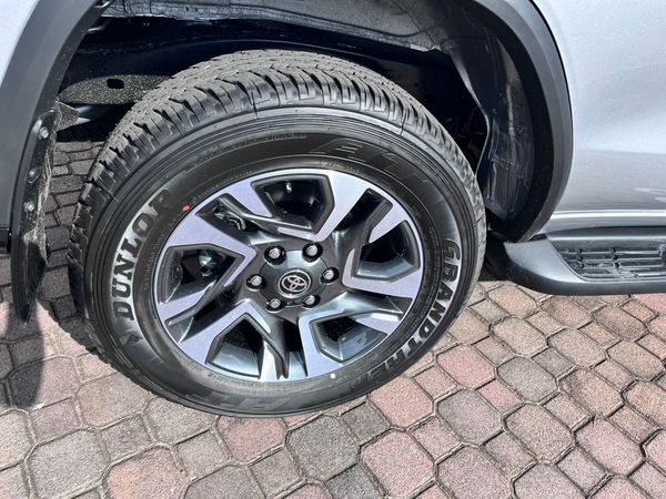 2026-Toyota-Fortuner-28-GD-6-4X4-AT image:9