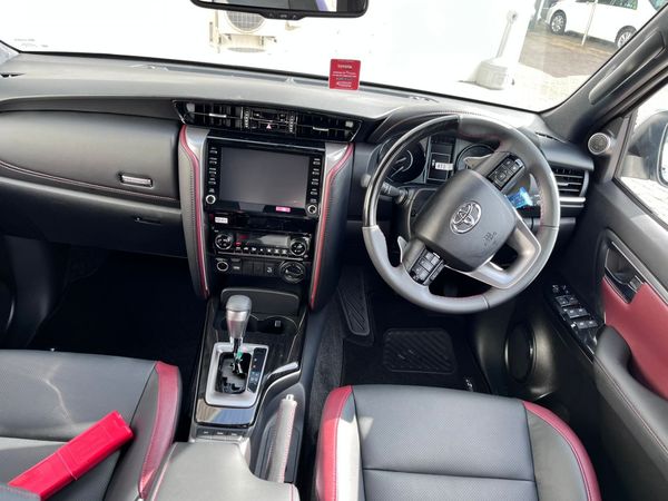 2026-Toyota-Fortuner-28-GD-6-4X4-AT image:6