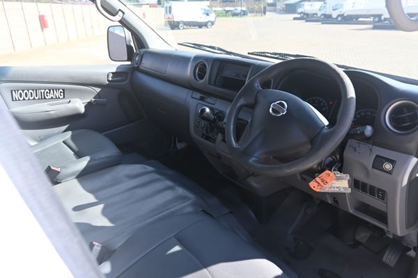 2015-Nissan-NV350-25-16-seat-Impendulo image:3