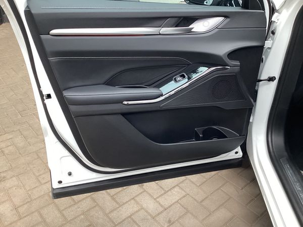 2022-Haval-H6-20T-Super-Luxury-4X4-Auto image:9