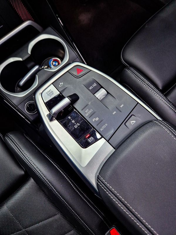 2025-BMW-X1-sDrive18d-M-Sport image:18