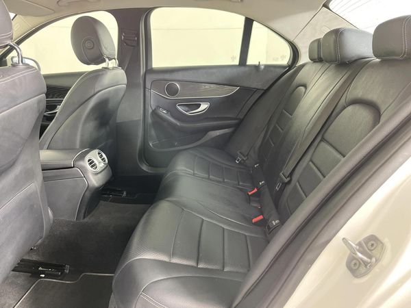 2018-Mercedes-Benz-C-Class-C-200-Exclusive-Auto image:3