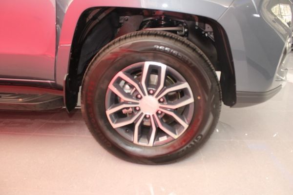 2026-JMC-Vigus-Pro-20-TDI-D-cab-Auto image:13
