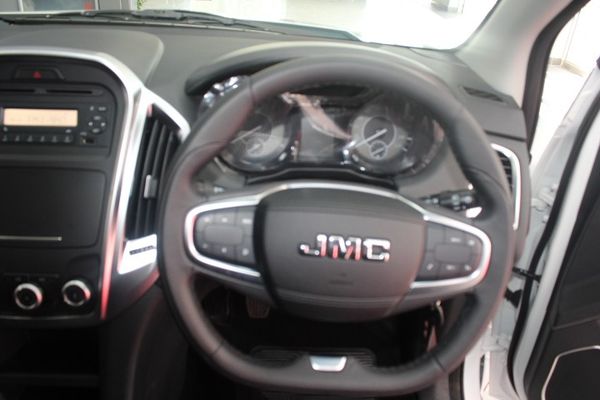 2026-JMC-Vigus-24-Puma-Single-Cab image:9