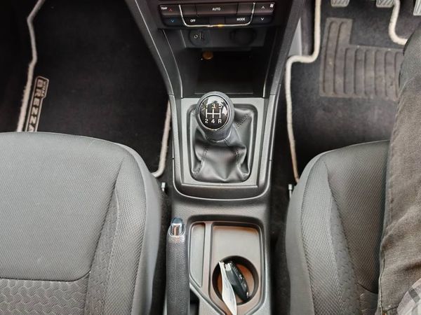 2021-Suzuki-Vitara-Brezza-15-GLX image:9