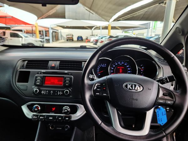 2014-Kia-Rio-14-Tec-5-dr-Auto image:10