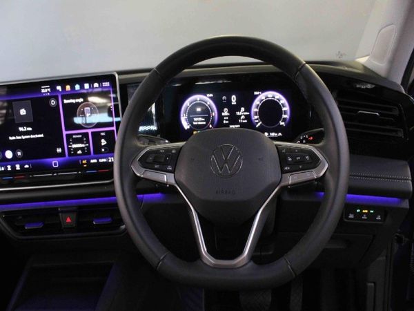 2025-Volkswagen-Tiguan-20TDI-Life-4Motion image:1