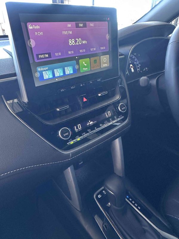 2025-Toyota-Corolla-Cross-18-XR-Hybrid image:12