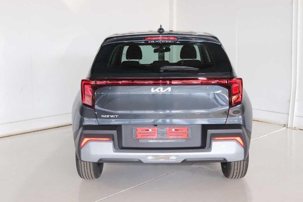 2026-Kia-Sonet-15-LX image:4